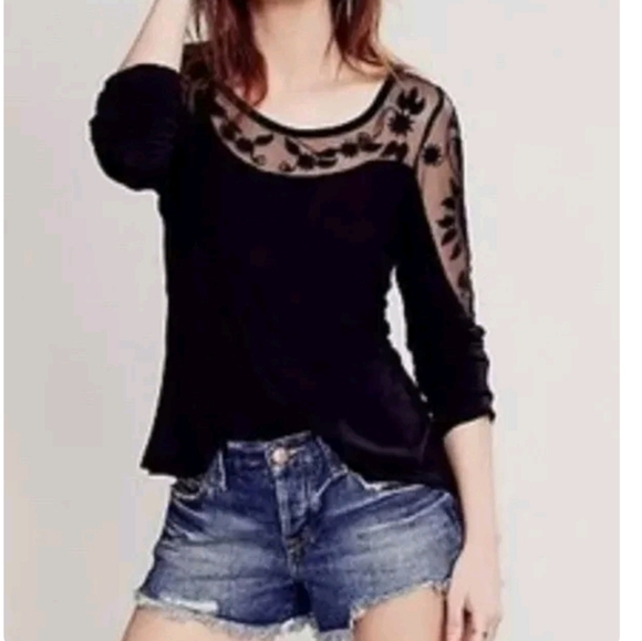 Free People Romantics Pretty Pretty Lace Long Sleeve Top Bloussize size XS - Picture 16 of 16